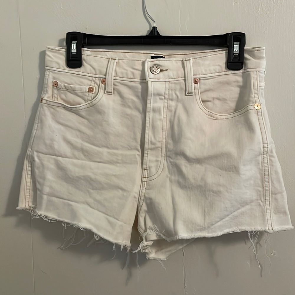 Gap high waisted white shorts, EUC